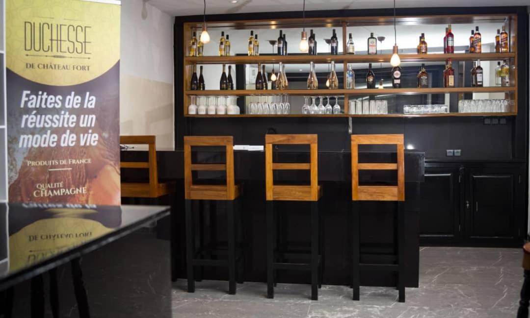 Elogia Hotel Lome Bagian luar foto