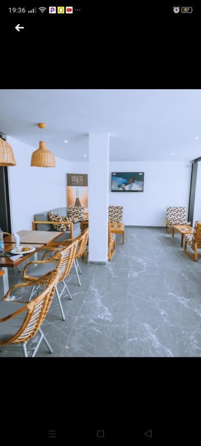 Elogia Hotel Lome Bagian luar foto