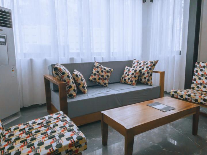 Elogia Hotel Lome Bagian luar foto